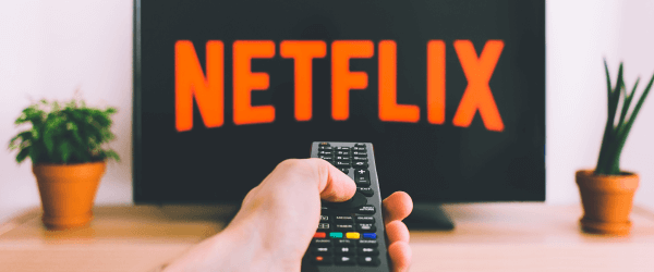 Pořídili jste si nově streamovací platformu Netflix a hledáte inspiraci na nejoblíbenější a nejzajímavější seriály?